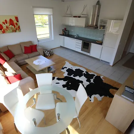 Lägenhet Papli 32